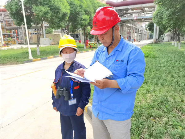 1715320077426404.png 安全生產月期間李風明副部長現場安全隱患排查。.png