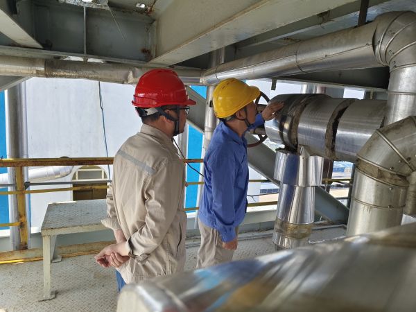 1717715690378078.jpeg 6月5日上午,尿素車間開展節(jié)前安全檢查.jpg